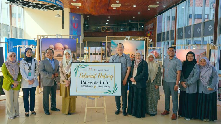 LAWATAN BAHAGIAN PERMATA, KPM KE PAMERAN FOTO PERMATA REMAJA x KAYWON UNIVERSITY OF ART & DESIGN, KOREA SELATAN​